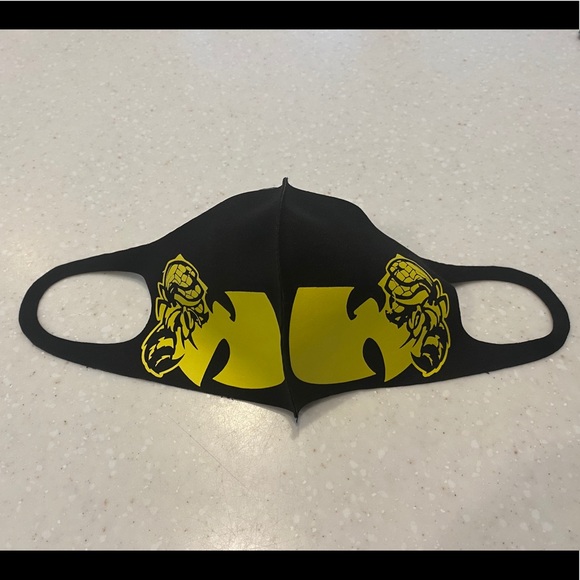 “WU - BEE” mask🐝 - Picture 4 of 4